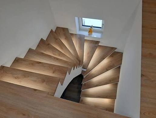 Schody obložené laminátom – LED osvetlenie