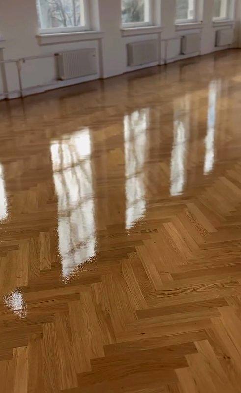 Parkety – Leštený povrch